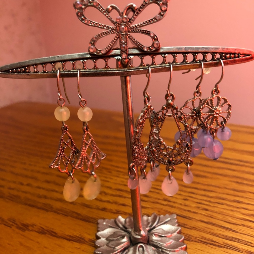3 pairs of costume silver earrings and stand